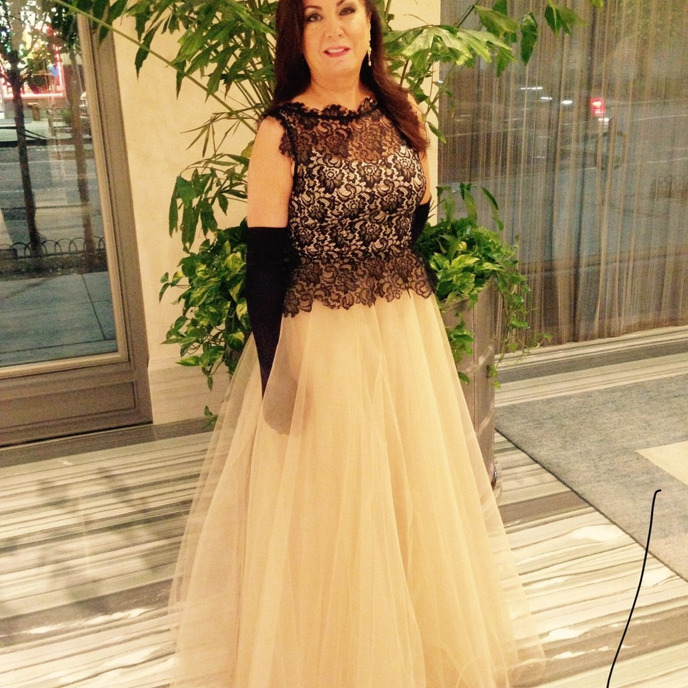 Badgely Miskcha ball gown.  I wore this stunning dress to a benefit in NYC.  8R